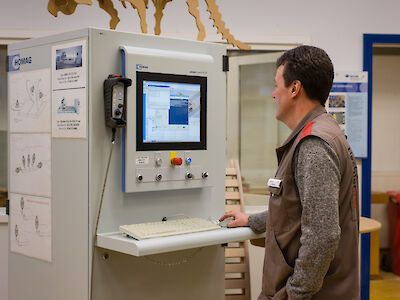 Fachkraft CNC-Holztechnik mit WoodWOP 5.0