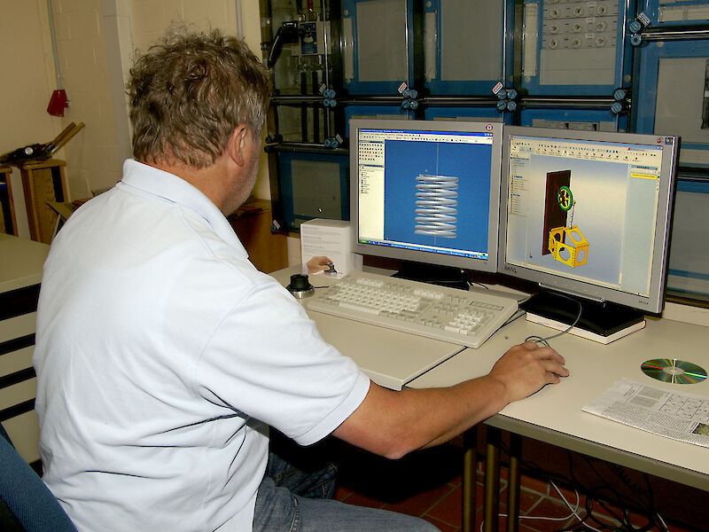 CAD mit AutoCAD - Grundlagen